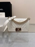 BOY BAG SMALL 20 WHITE CHEVRON CAVIAR GOLD HARDWARE - Image 11