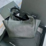 LE 5 À 7 BEA IN GRAINED LEATHER BLACK - Image 11