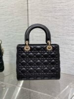 MEDIUM LADY BAG 24 IN BLACK CALFSKIN GOLD HARDWARE - Image 12