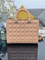 LARGE 32 LADY BAG IN PEACE LAMBSKIN WITH GOLD HARDWARE - Image 2