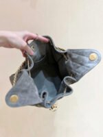 CC 25 HANDBAG IN GREY 30 SUEDE GOLD HARDWARE - Image 6