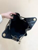 CC 25 HANDBAG IN BLACK 40 GRAINED CALFSKIN GOLD HARDWARE - Image 6