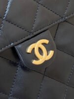 CC 25 HANDBAG IN BLACK 40 GRAINED CALFSKIN GOLD HARDWARE - Image 12