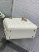 LADY BAG 24 IN WHITE CALFSKIN GOLD HARDWARE - Image 14