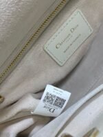 LADY BAG 24 IN WHITE CALFSKIN GOLD HARDWARE - Image 7