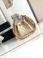 CC 25 MINI HANDBAG 22CM IN BEIGE GRAINED CALFSKIN GOLD HARDWARE - Image 16