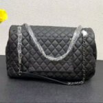 CC CLASSIC FLAP BAG 46 IN BLACK QUILTED CALFSKIN - Image 10