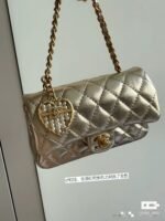 CC CLASSIC FLAP BAG 13 IN GOLD LAMBSKIN WITH PEARL HEART CHARM - Image 14