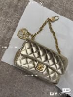 CC CLASSIC FLAP BAG 13 IN GOLD LAMBSKIN WITH PEARL HEART CHARM - Image 12