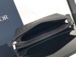 CLUTCH 27 BAG IN BLACK CALFSKIN EMBOSSED LOGO - Image 5