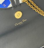 DIOR 25S MEDIUM SADDLE POUCH WITH CHAIN 21 IN BLUE BLACK DIOR OBLIQUE JACQUARD CANVAS AND CALFSKIN - Image 10