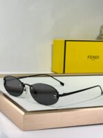 FIRST CRYSTAL RIMLESS OVAL FRAME SUNGLASSES FE4075US IN METAL - Image 3