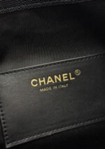 CHANEL 25S HOBO BAG 30 IN BLACK CAVIAR - Image 19