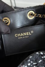 CHANEL 25S HOBO BAG 30 IN BLACK TWEED WITH GOLD HARDWARE - Image 23