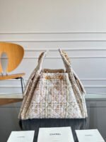CHANEL 25S HOBO BAG 30 IN MULTICOLOR TWEED WITH GOLD HARDWARE - Image 2