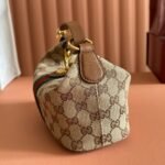 GUCCI 26S GIGLIO TOP HANDLE BAG 19 IN WARM BEIGE AND BROWN CANVAS - Image 8