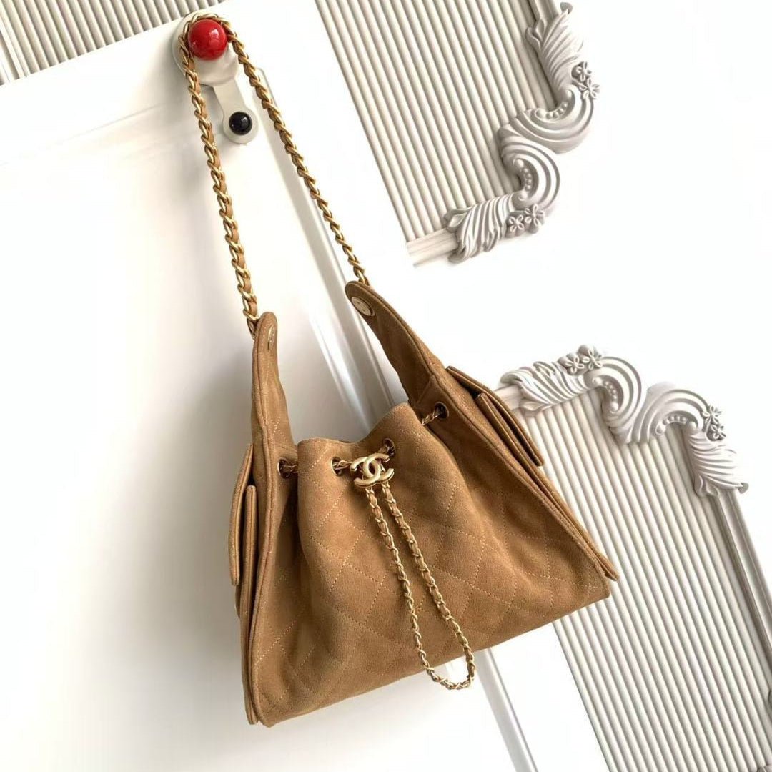 imgHD_b5cc9469_20251127_cmp_a1764249837156_0610_jpg CHANEL 25S HOBO BAG 30 IN BROWN SUEDE WITH GOLD HARDWARE - Image 1