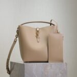 YSL 25S LE 5 À 7 BUCKET 26 IN NUDE CALFSKIN GOLD HARDWARE - Image 3