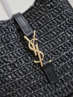 YSL 25S LE 5 À 7 SUPPLE SMALL 16 IN BLACK RAFFIA AND LEATHER GOLD HARDWRE - Image 6