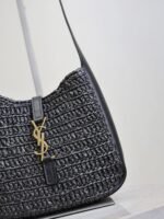 YSL 25S LE 5 À 7 SUPPLE SMALL 16 IN BLACK RAFFIA AND LEATHER GOLD HARDWRE - Image 7