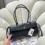 CHANEL 26S BAGUETTE BAG 31 IN BLACK CAVIAR CALFSKIN - Image 3