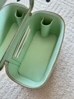 CHANEL 25S VANITY BAG 17 IN MINT GREEN CAVIAR LEATHER - Image 9
