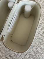 CHANEL 25S VANITY BAG 17 IN WHITE CAVIAR LEATHER WITH GOLD HARDWARE - Image 3