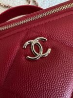 CHANEL 25S VANITY BAG 17 IN RED CAVIAR LEATHER WITH GOLD HARDWARE - Image 12