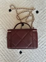 CHANEL 25S VANITY BAG 17 IN DARK RED CAVIAR LEATHER WITH GOLD HARDWARE - Image 5