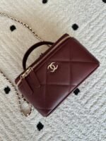 CHANEL 25S VANITY BAG 17 IN DARK RED CAVIAR LEATHER WITH GOLD HARDWARE - Image 11