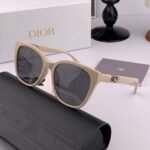 MONTAIGNE SUNGLASS CD67711 IN ACETATE - Image 10