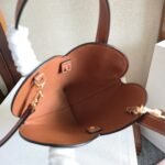 CELINE 25S TEEN COEUR BAG 19 MM IN BLACK TRIOMPHE CANVAS AND TAN CALFSKIN - Image 13