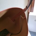 CELINE 25S SOFT SHOPPER BAG 32 IN BLACK TRIOMPHE CANVAS AND BROWN CALFSKIN - Image 6