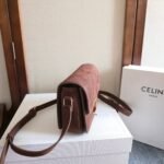 CELINE 25S TEEN TRIOMPHE BAG 18MM IN DARK BROWN GRAINED NUBUCK CALFSKIN - Image 15