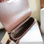 CELINE 25S TEEN TRIOMPHE BAG 18MM IN DARK BROWN GRAINED NUBUCK CALFSKIN - Image 12