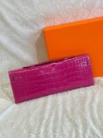 KELLY CUT 31 IN MAGENTA PURPLE SHINNY ALLIGATOR LEATHER WITH SILVER HARDWARE - Image 5