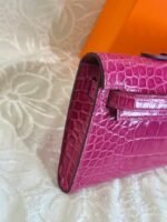 KELLY CUT 31 IN MAGENTA PURPLE SHINNY ALLIGATOR LEATHER WITH SILVER HARDWARE - Image 12