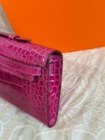 KELLY CUT 31 IN MAGENTA PURPLE SHINNY ALLIGATOR LEATHER WITH SILVER HARDWARE - Image 3