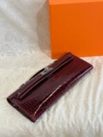 KELLY CUT 31 IN SANGRIA PURPLE SHINNY ALLIGATOR LEATHER WITH SILVER HARDWARE - Image 9