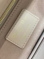 MEDIUM LADY BAG 20 IN BABY PINK QUILTED MACROCANNAGE CALFSKIN WHITE STRAP - Image 11