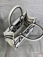 BOOK TOTE 26 IN WHITE MIX BLACK CANVAS 226503 - Image 12