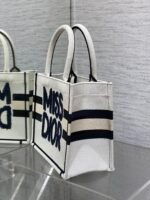 BOOK TOTE 26 IN WHITE MIX BLACK CANVAS 226503 - Image 14