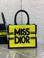 BOOK TOTE 26 IN COLORFUL CANVAS 226512 - Image 11