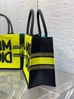 MEDIUM BOOK TOTE 36 IN COLORFUL CANVAS 226513 - Image 7