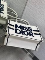 MEDIUM BOOK TOTE 36 IN WHITE MIX BLACK CANVAS 226504 - Image 13