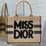 BOOK TOTE 36 BEIGE AND BLACK MISS DIOR GRAFFITI EMBROIDERY - Image 10