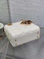 MINI 17 LADY BAG IN WHITE MACROCANNAGE LAMBSKIN WITH GOLD HARDWARE - Image 14