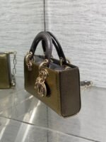 MEDIUM 22 LADY BAG IN GOLD METALLIC LAMBSKIN - Image 13