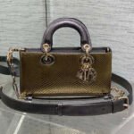 MEDIUM 22 LADY BAG IN GOLD METALLIC LAMBSKIN - Image 10