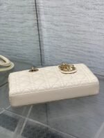 DIOR 25S MEDIUM LADY D-JOY 26 IN BEIGE LAMBSKIN GOLD HARDWARE - Image 8